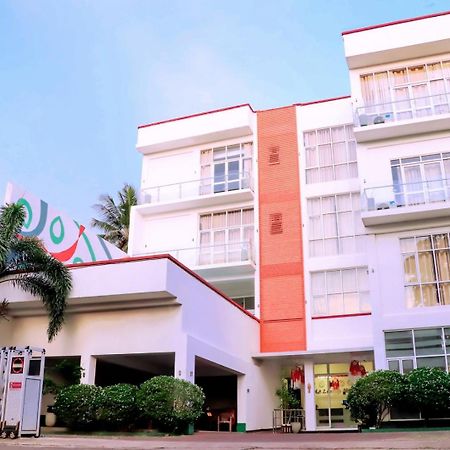 Kanola Luxury Hotel Анурадхапура Екстериор снимка